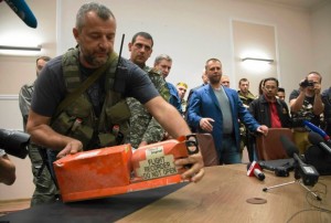 Noworosja: Przekazano czarne skrzynki MH17