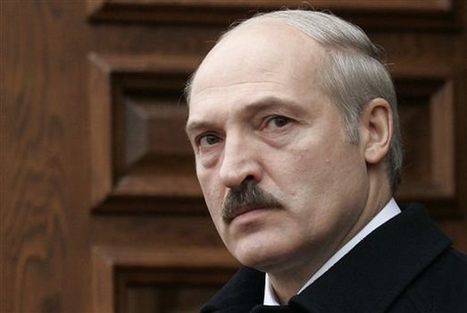 Białoruś: Wuj Sam judzi do wojny