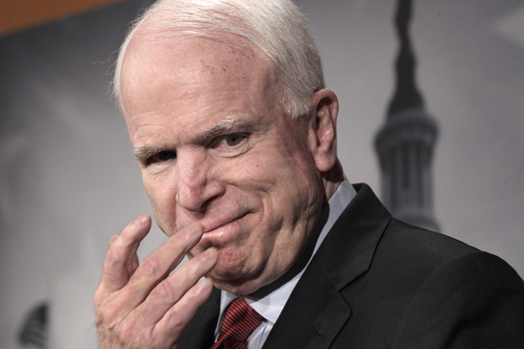 Niemcy: McCain krytykuje Merkel