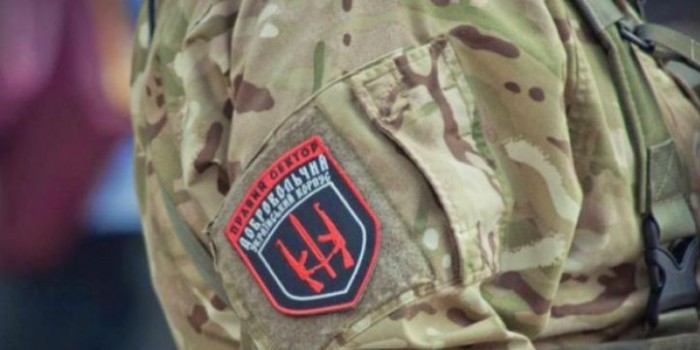 Ukraina: „Prawy Sektor” zmienia front?