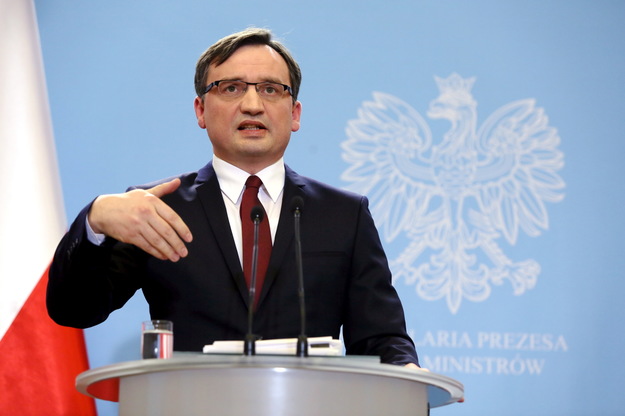 Polska: Nie będzie Niemiec pluł…